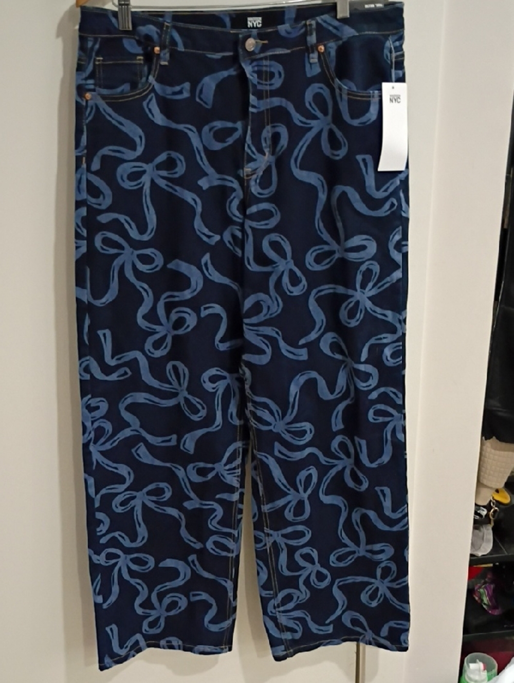 Madden NYC ultra 90's Blue Ribbon Print Jeans